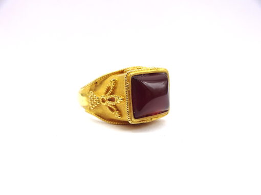 Michael Moses Vault, Newport Beach California Fine Jewelry Store, 18k Yellow Gold Carnelian Ring